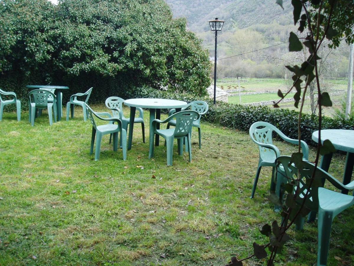 Hotel Rural El Urogallo Murias de Paredes 외부 사진