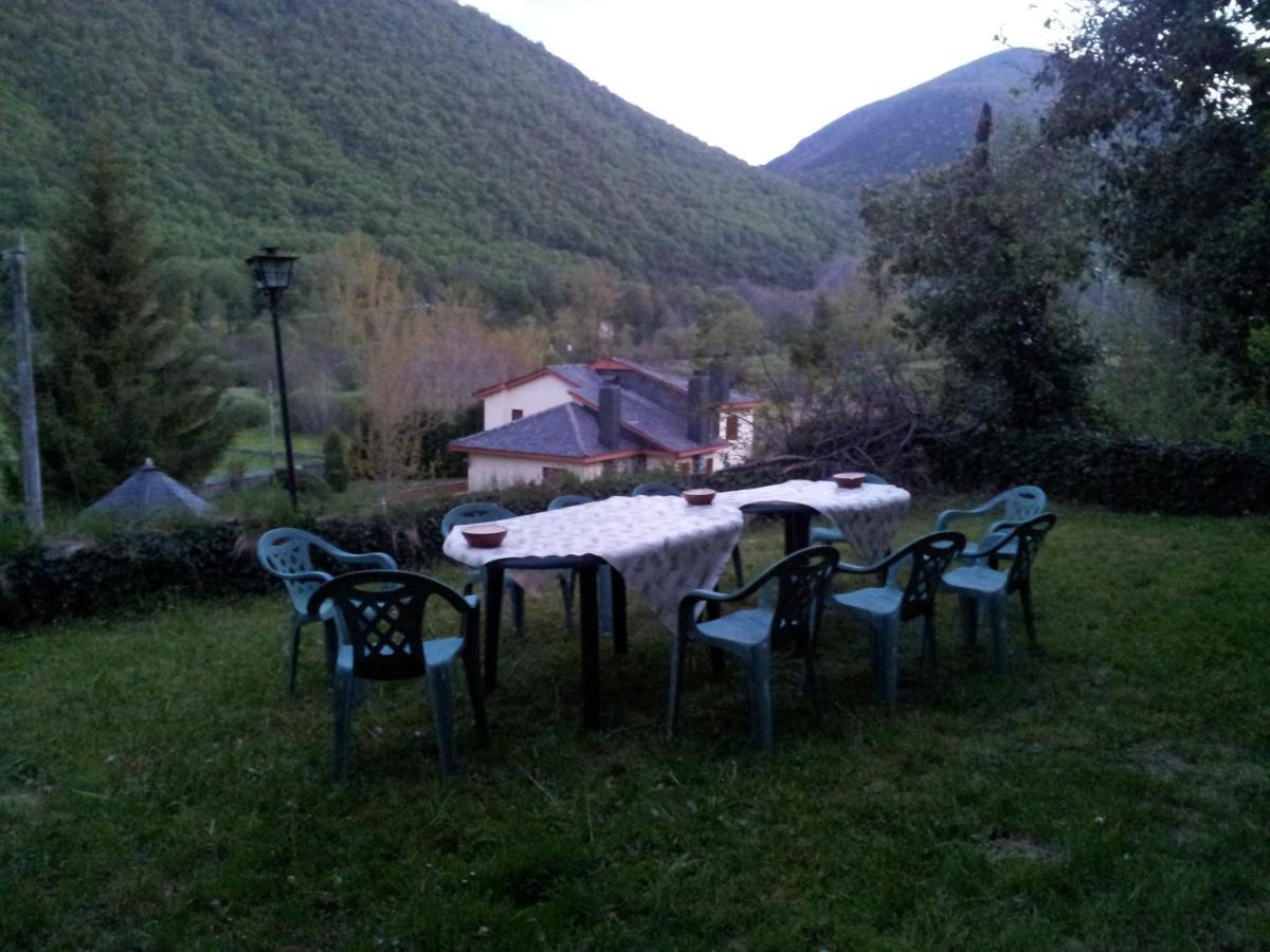 Hotel Rural El Urogallo Murias de Paredes 외부 사진