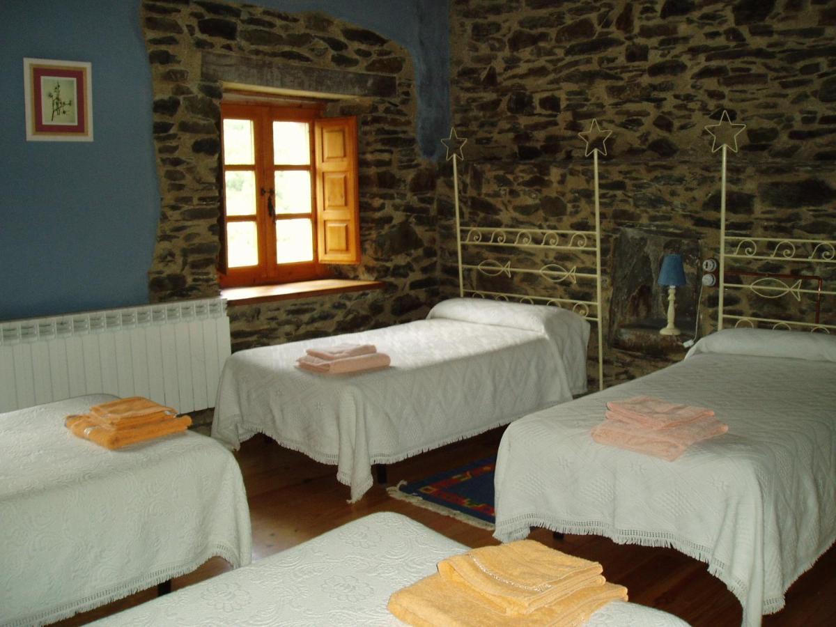 Hotel Rural El Urogallo Murias de Paredes 객실 사진