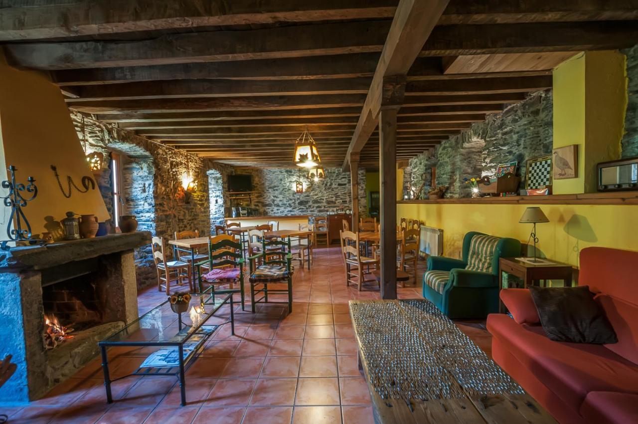 Hotel Rural El Urogallo Murias de Paredes 외부 사진