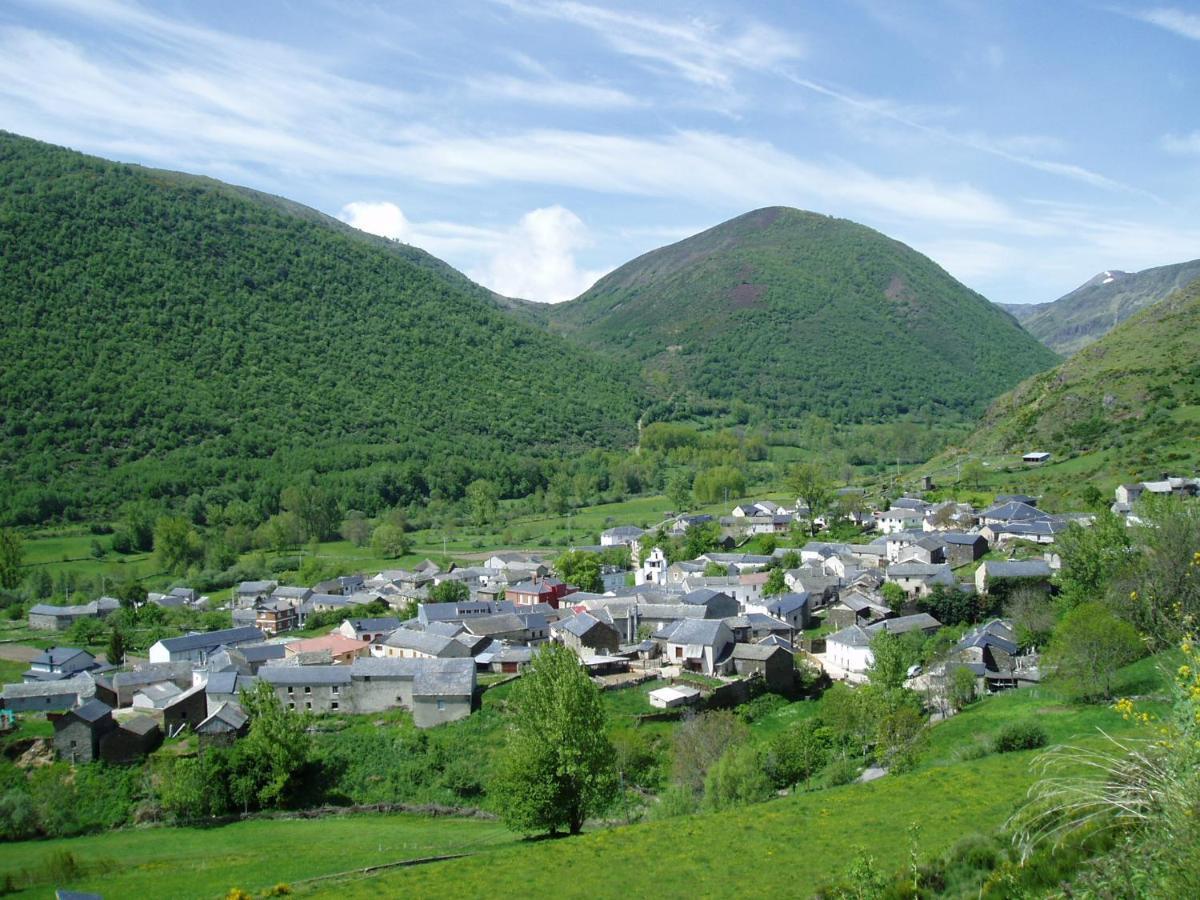 Hotel Rural El Urogallo Murias de Paredes 외부 사진